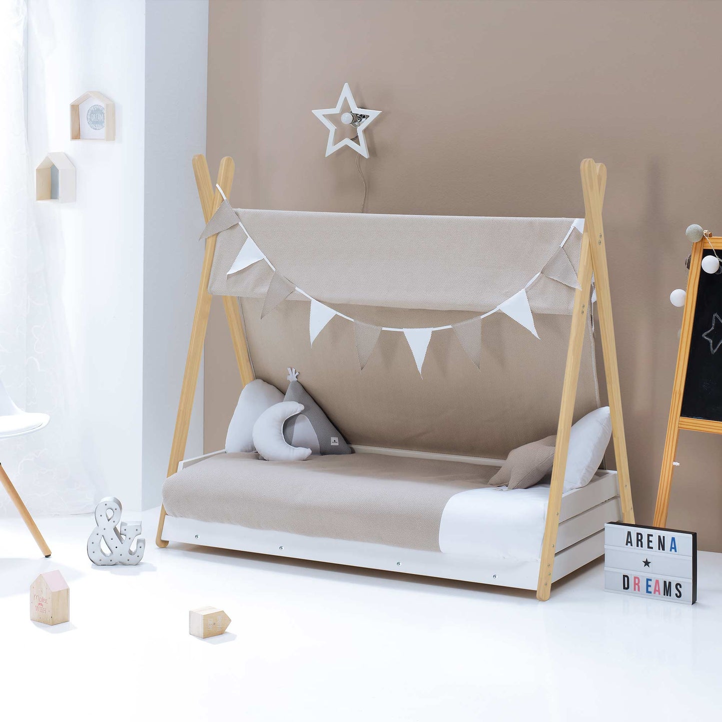 Montessori Teepee Bed